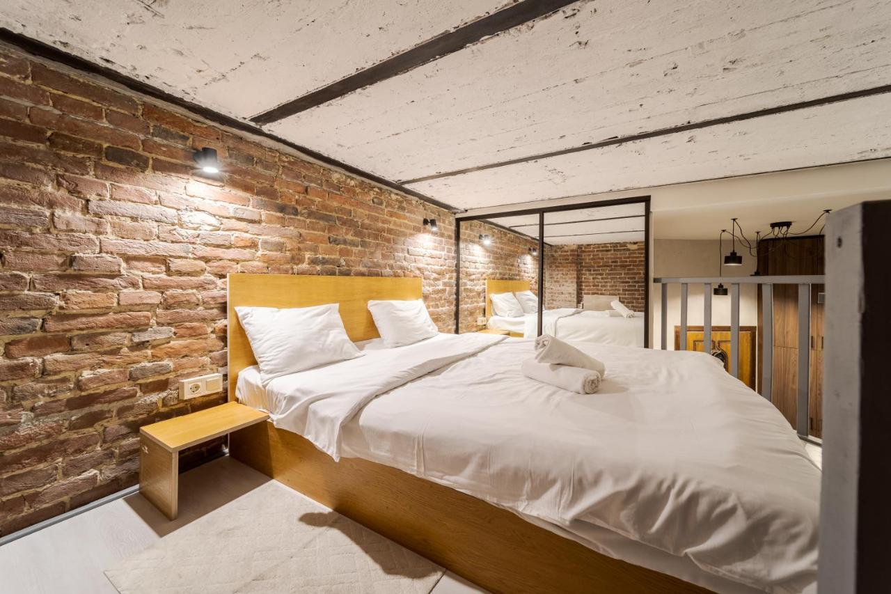 Lesi Apartment With Terrace Lviv Exterior foto